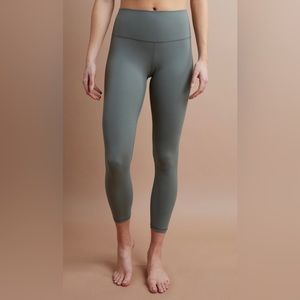 Savvi SSKIN Leggings in Olive Green Size small